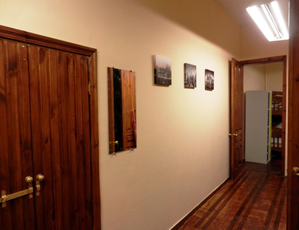 Yourhostel Kiev Ngoại thất bức ảnh