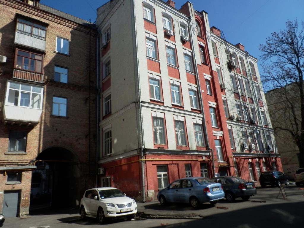 Yourhostel Kiev Ngoại thất bức ảnh
